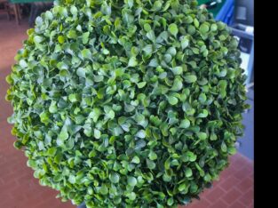 pianta decorativa in plastica
